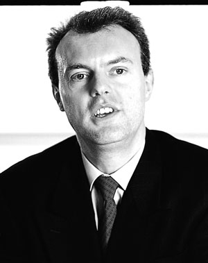 Smart Decision Making - The Role of Results and Intuition in Modern Business 4 zeger degraeve jj hotel emarketer